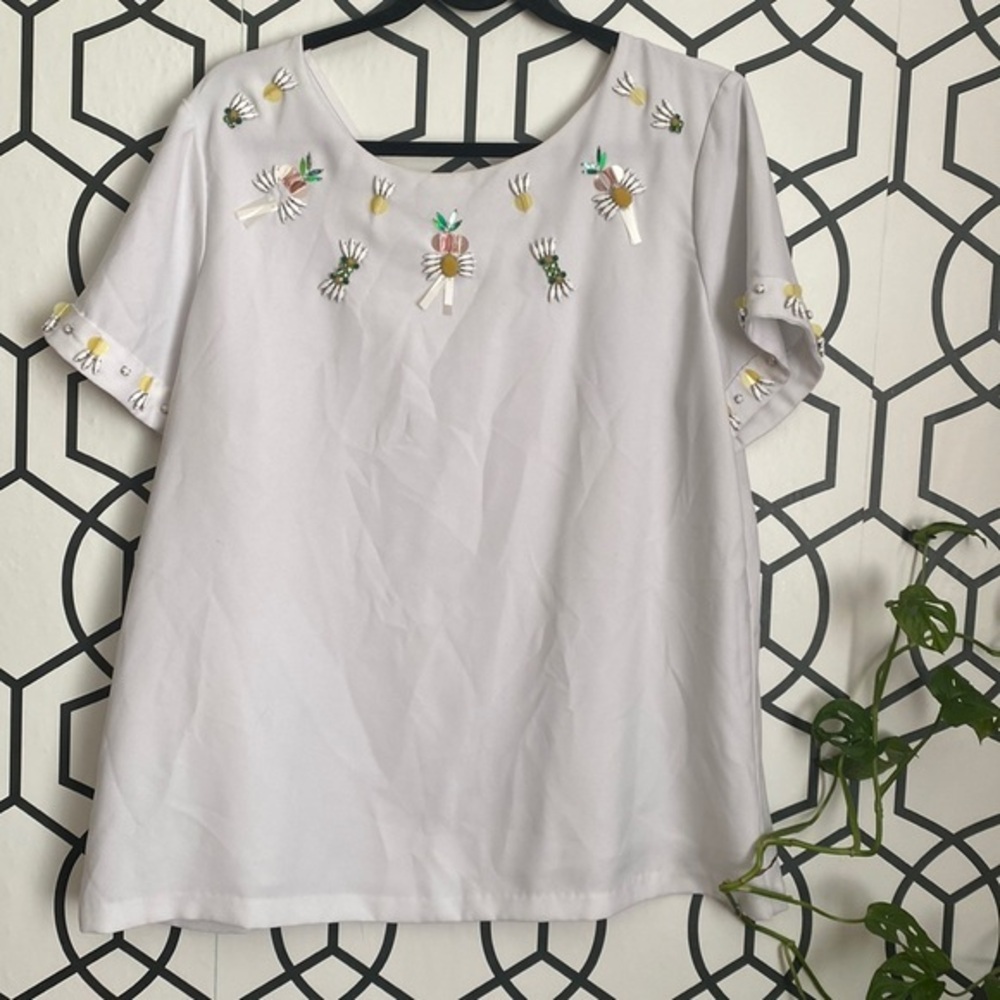 Banana Republic white blouse size XL‎